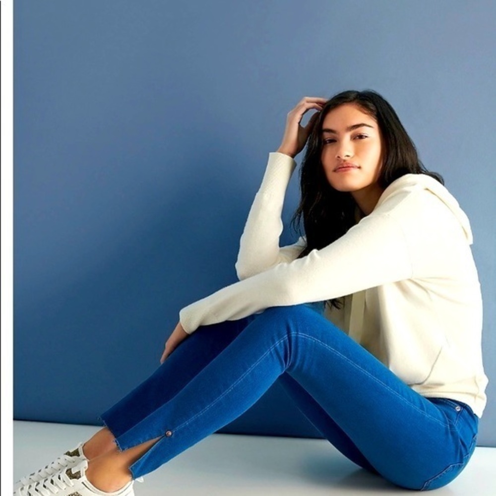 Express mid rise raw hem slit ankle skinny jeans